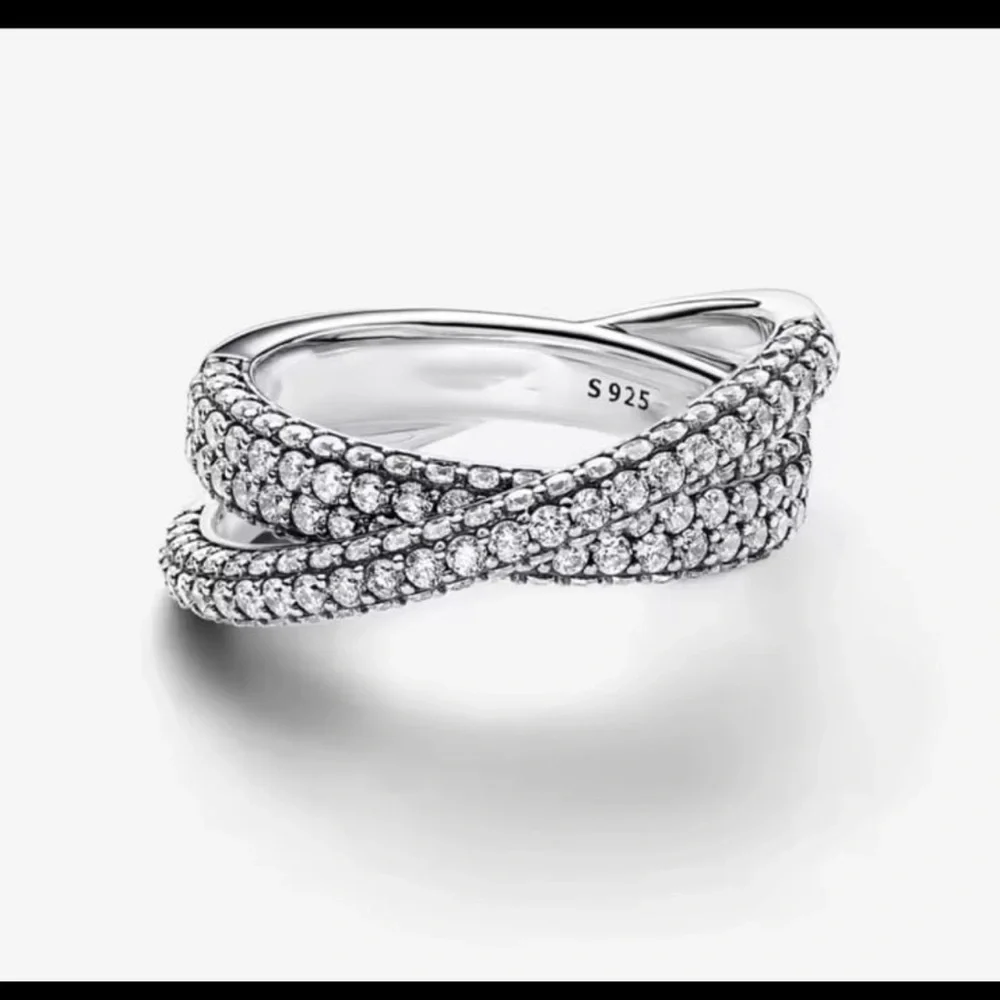 silver 925 stamped size 8 dual band ring with swarovski elements #547